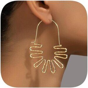 Gold Wave Geometric Hoop Earrings – Bold Fan-Pattern Statement Hoops